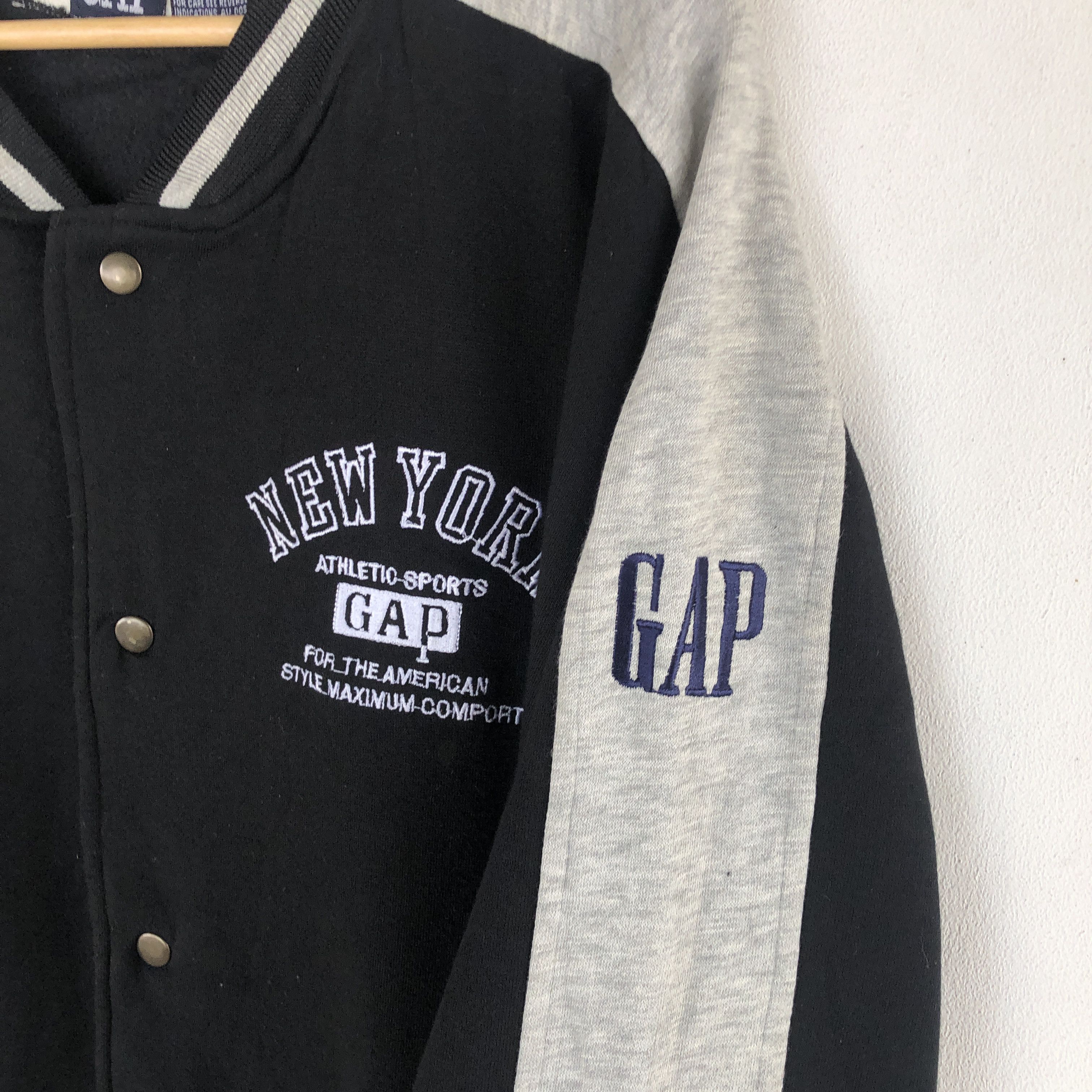Gap × Vintage Vintage Y2K GAP Varsity Sweater Button Up Sweatshirt Size US L / EU 52-54 / 3 - 5 Thumbnail