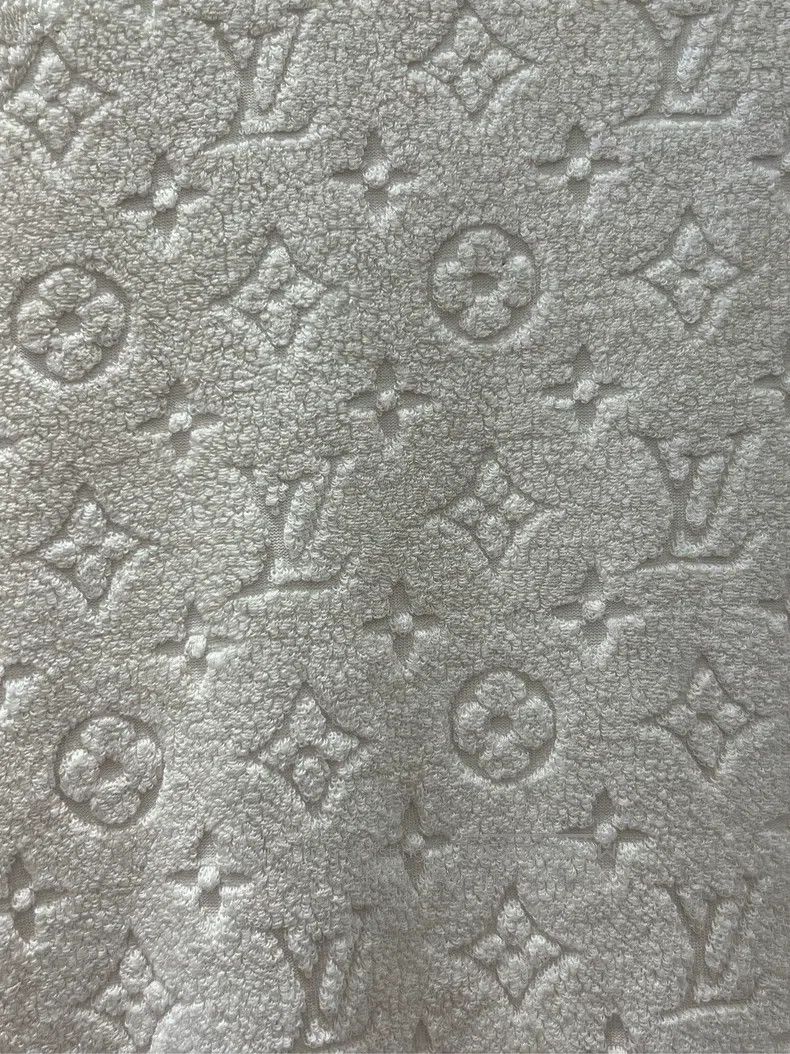 Louis Vuitton Louis Vuitton Beige full print towel short sleeve Size US M / EU 48-50 / 2 - 5 Thumbnail
