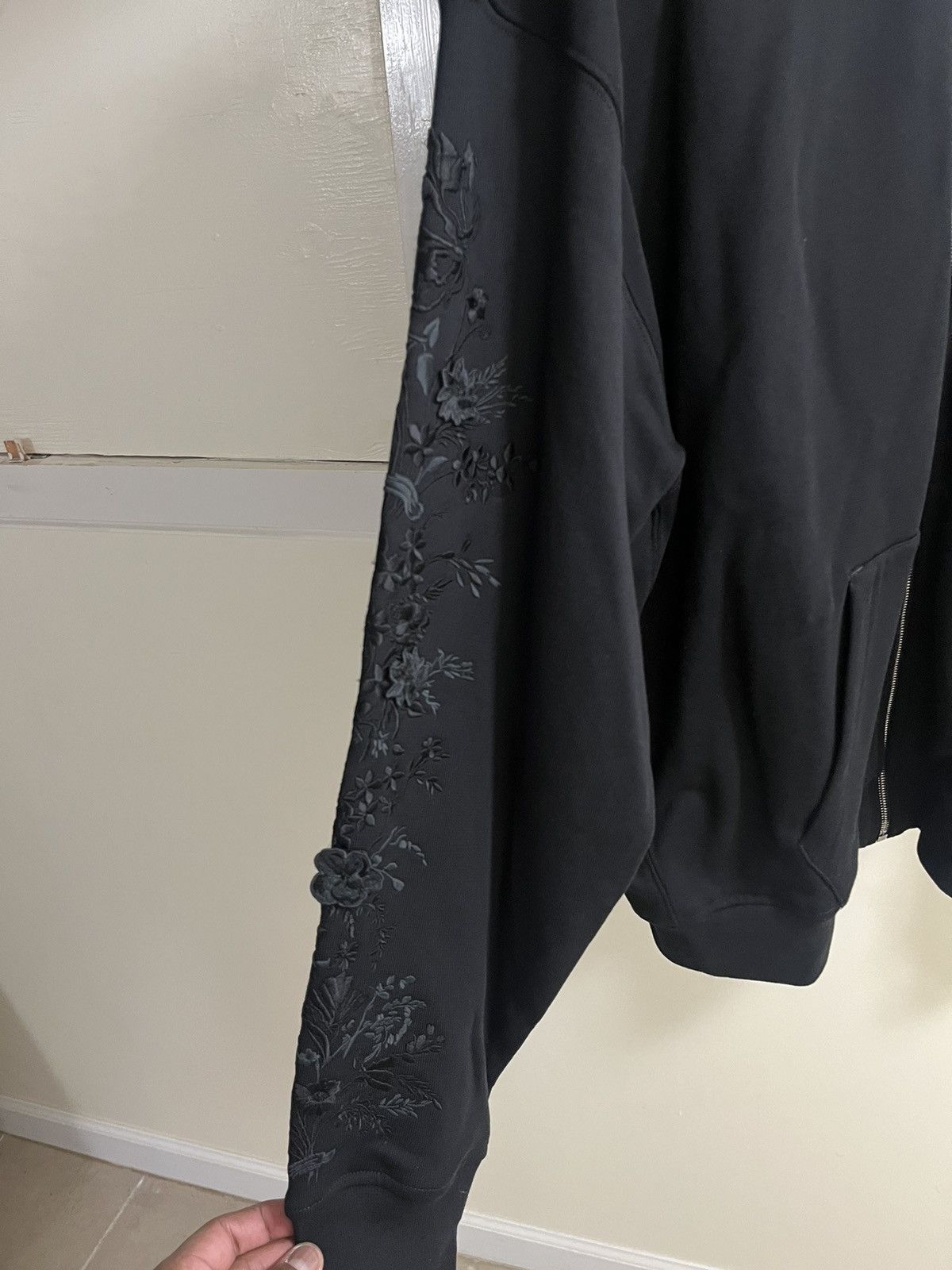 Givenchy Givenchy Sweatshirt Sz XL Size US XL / EU 56 / 4 - 5 Thumbnail