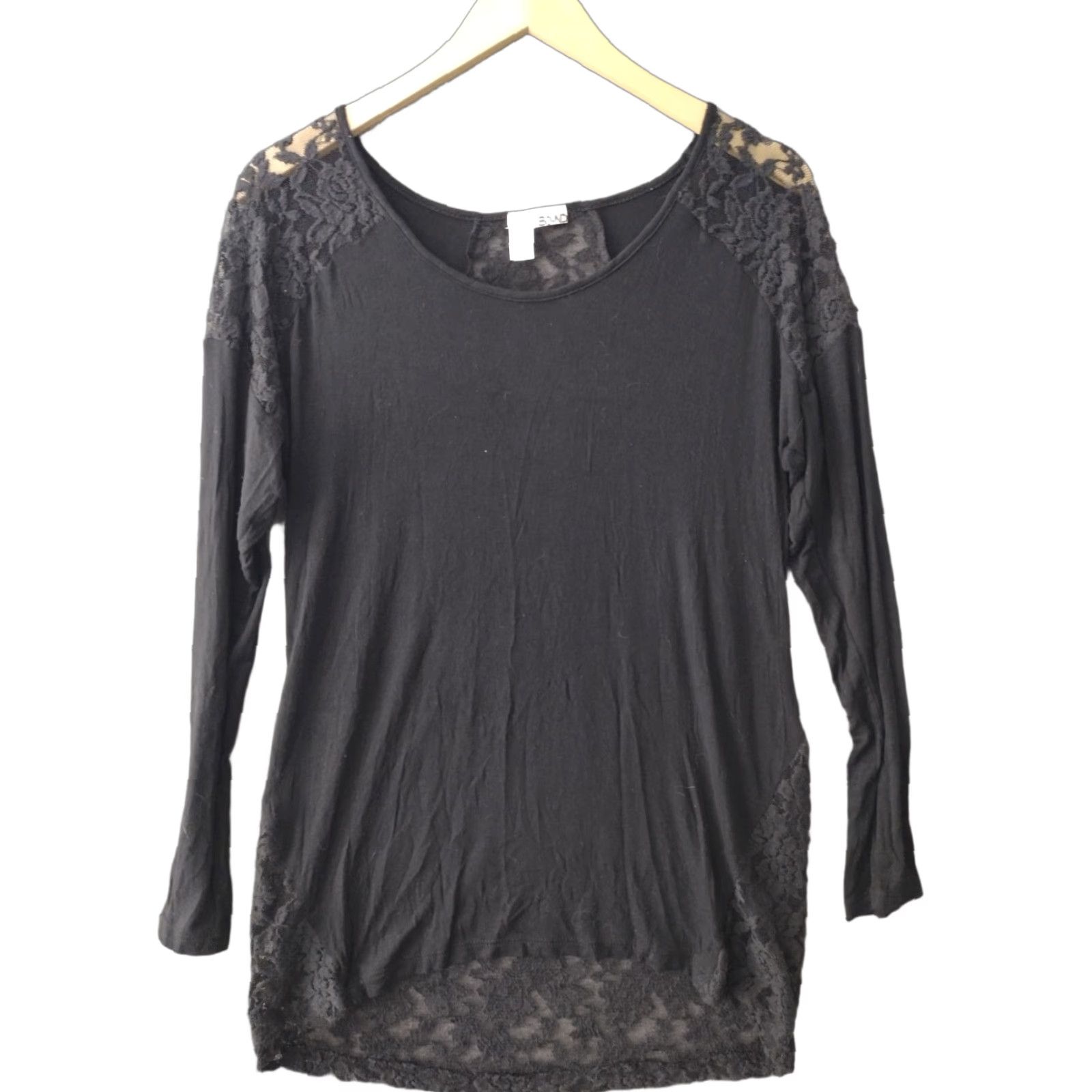 Vintage VINTAGE Abound Lace Top M Black Long Sleeve Scoop Neck High-Low Hem Raglan Sleeve 90s Womens Shirt Size M / US 6-8 / IT 42-44 - 1 Thumbnail