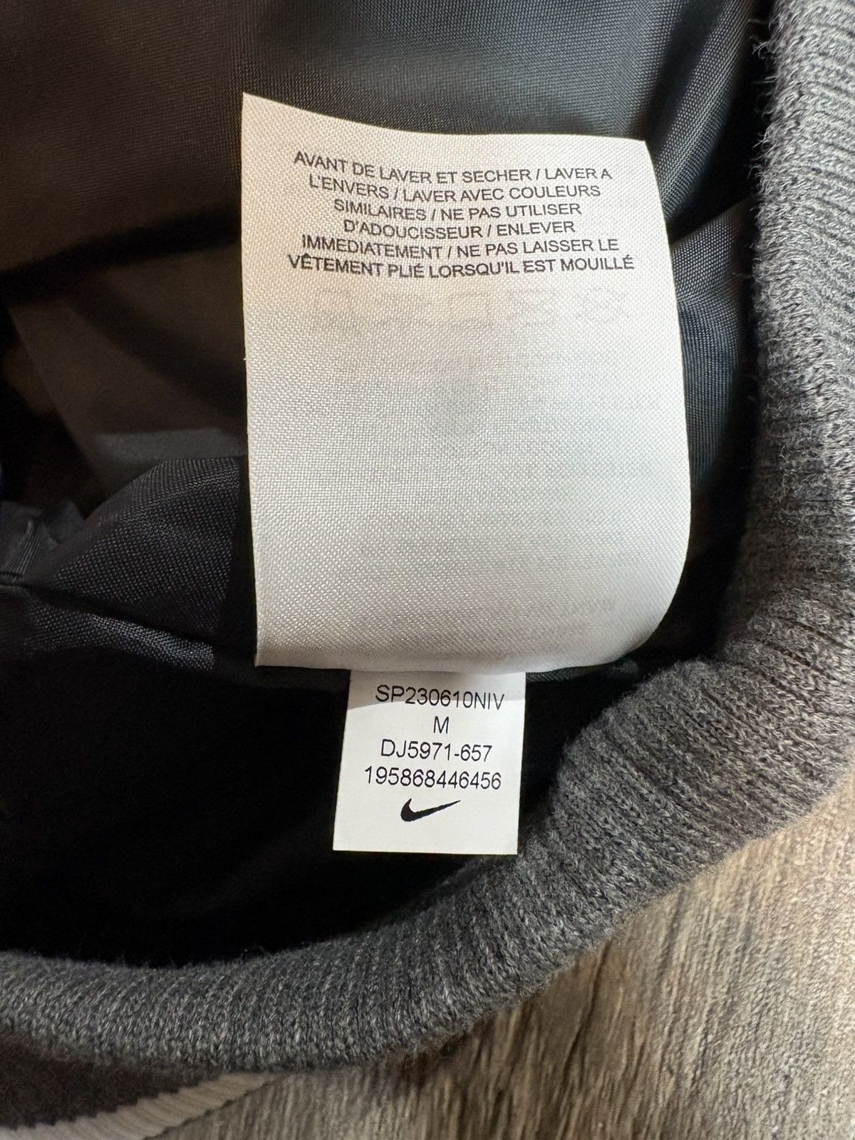Nike Nike Team Varsity Football Letterman’s Red DJ5971-657 Mens M Size US M / EU 48-50 / 2 - 4 Thumbnail