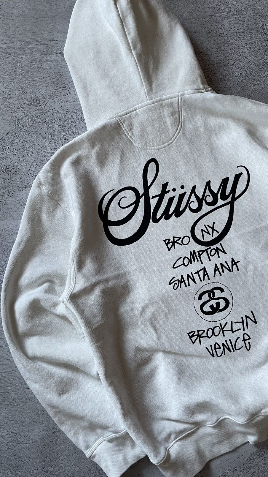 Stussy Vintage Hoodie Stussy World Tour Hooded White Rare Logo Size US L / EU 52-54 / 3 - 5 Thumbnail