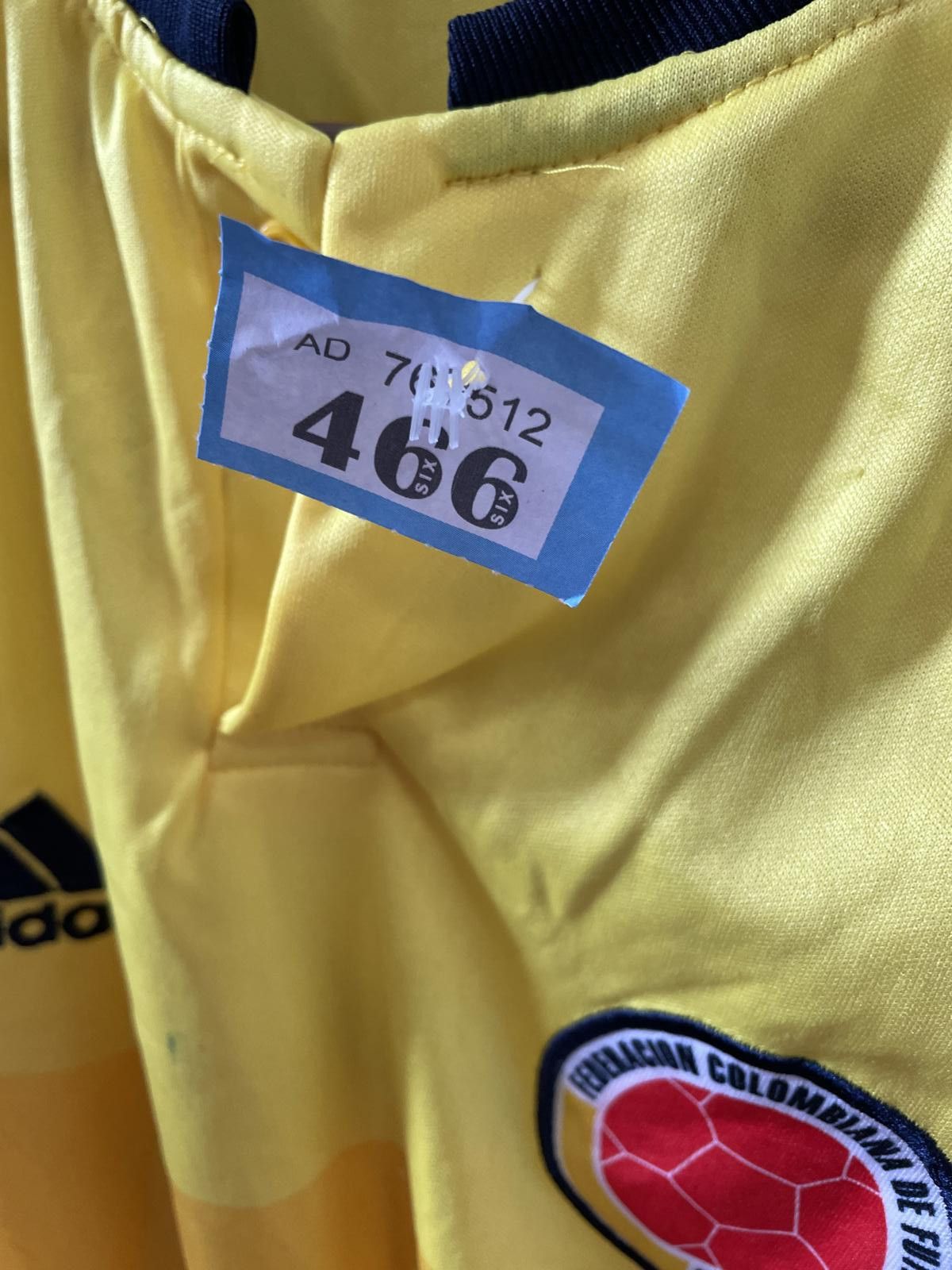 Adidas Colombia National Football Team James #10 Jersey Size US M / EU 48-50 / 2 - 4 Thumbnail