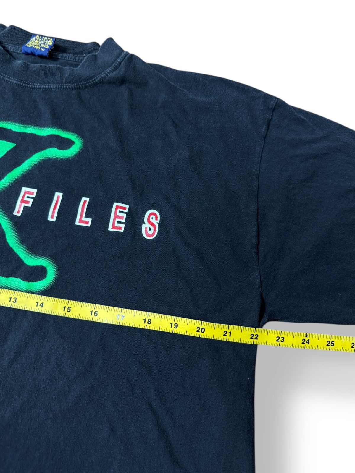 Vintage *RARE* 90s VINTAGE THE X FILES TV SERIES BLACK TEE XL Size US XL / EU 56 / 4 - 5 Thumbnail