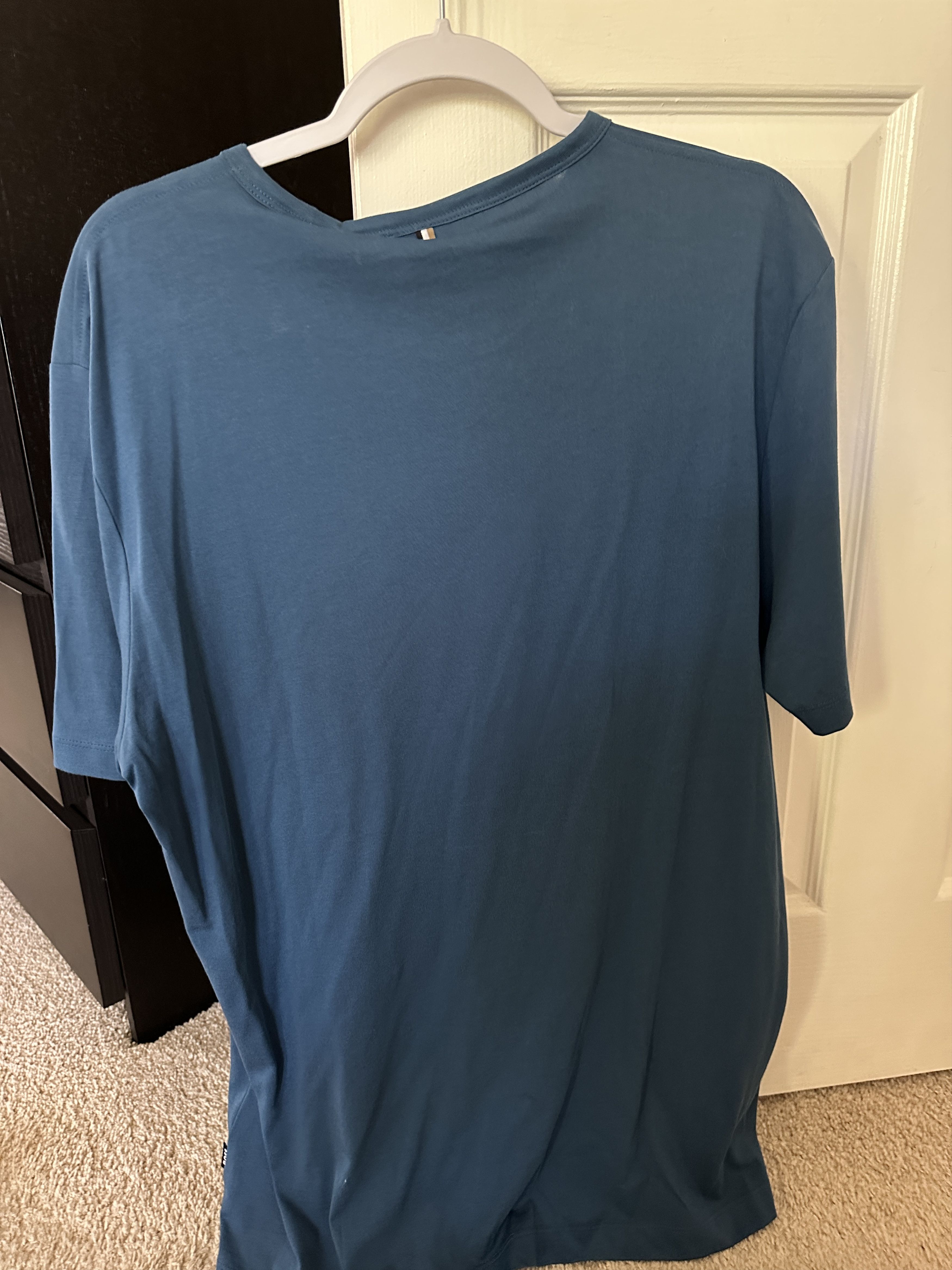Hugo Boss Boss Men's Blue Graphical T-Shirt Size XL Size US XL / EU 56 / 4 - 7 Thumbnail