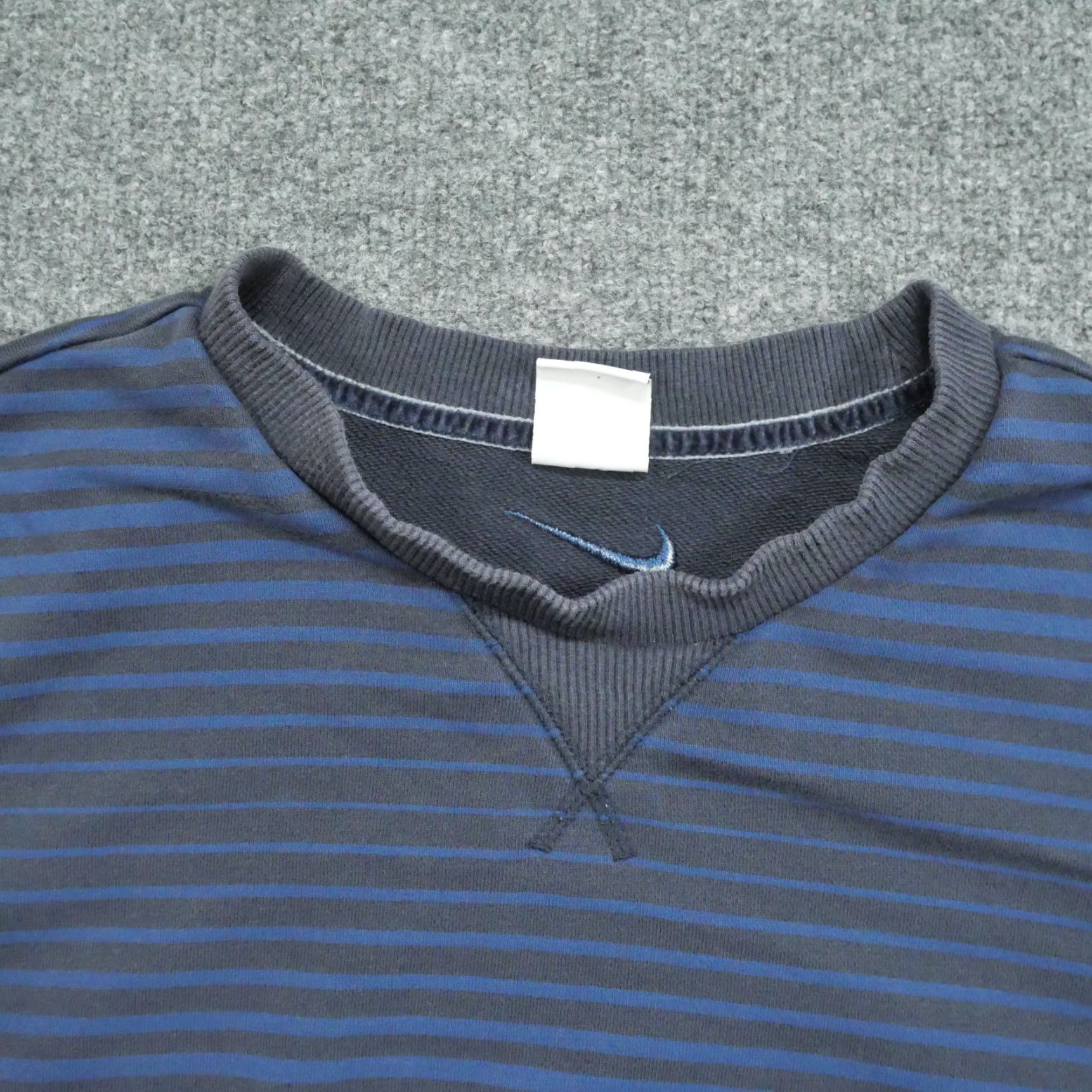 Nike Nike Sweatshirt Adult 2XL Blue Striped Pullover Lebron James Faded Size US XXL / EU 58 / 5 - 5 Thumbnail