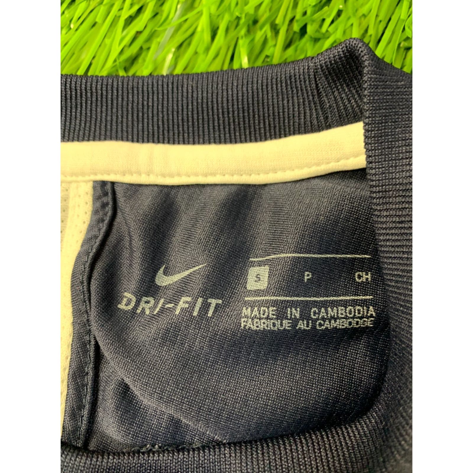 Nike Nike Academy Dri-FIT Shirt Men S Navy Blue/White Football Jersey tee 2020 Nike Dri-FIT Shirt Men S Navy Football 2020 Nike Academy Dri-FIT Shirt Men S Size US S / EU 44-46 / 1 - 5 Thumbnail