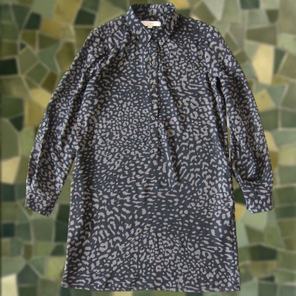 Ann Taylor VINTAGE Ann Taylor Loft Leopard Shirt Dress Small with Pockets Long Sleeve Collared Knee Length Black Grey Leopard Pattern Women Shirt Dress? Size S / US 4 / IT 40 - 1 Thumbnail
