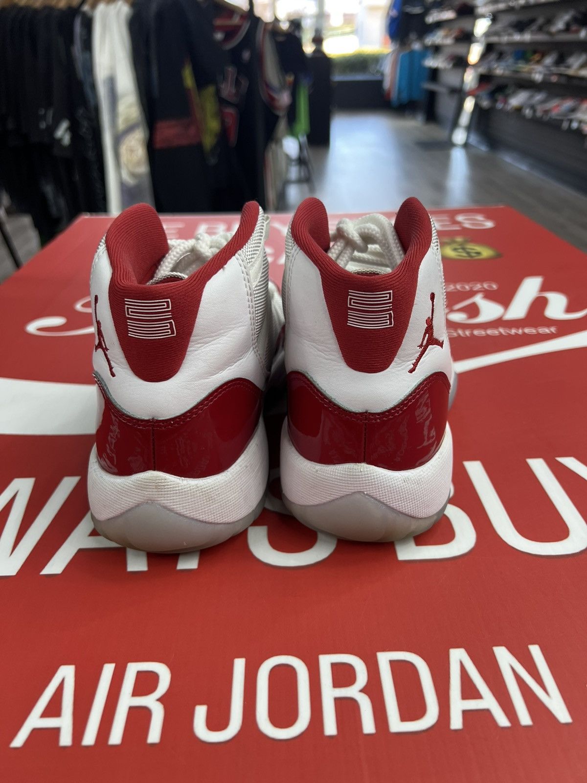 Jordan Brand Air Jordan 11 Cherry Size 6y Size US 6 / EU 39 - 4 Thumbnail