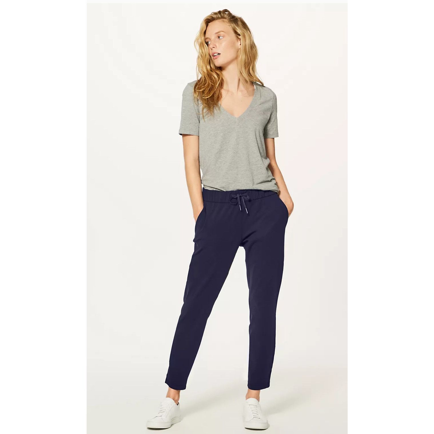 Lululemon Lululemon On the Fly Luxtreme Pants in Midnight Navy, Size 4 Size 27" / US 4 / IT 40 - 6 Thumbnail
