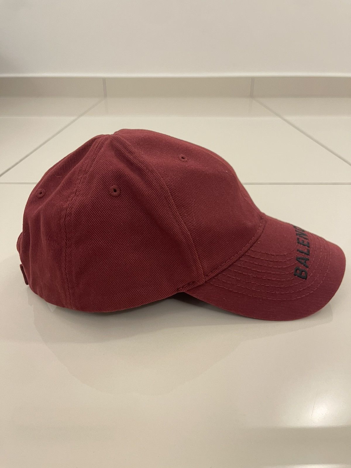 Balenciaga Balenciaga Visor Logo Cap Burgundy Red Size ONE SIZE - 3 Thumbnail