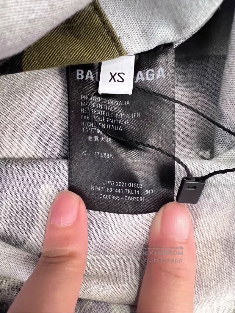 Balenciaga Balenciaga Camouflage Destroyed Distressed Jacket Size US XS / EU 42 / 0 - 7 Thumbnail