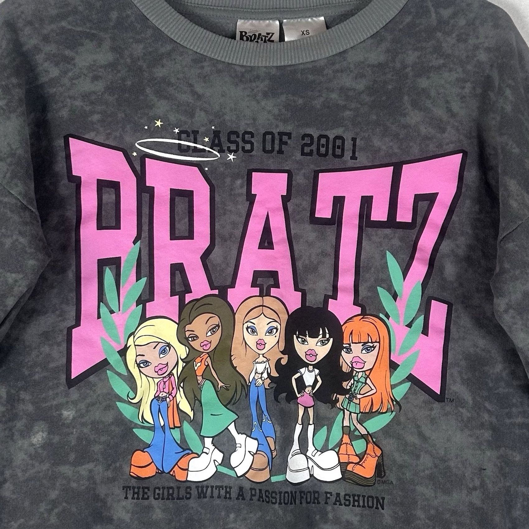 Vintage Bratz Graphic Long Sleeve Sweatshirt Womens Juniors XS Pull-Over Crew Neck Cardboard? Size XS / US 0-2 / IT 36-38 - 2 Thumbnail
