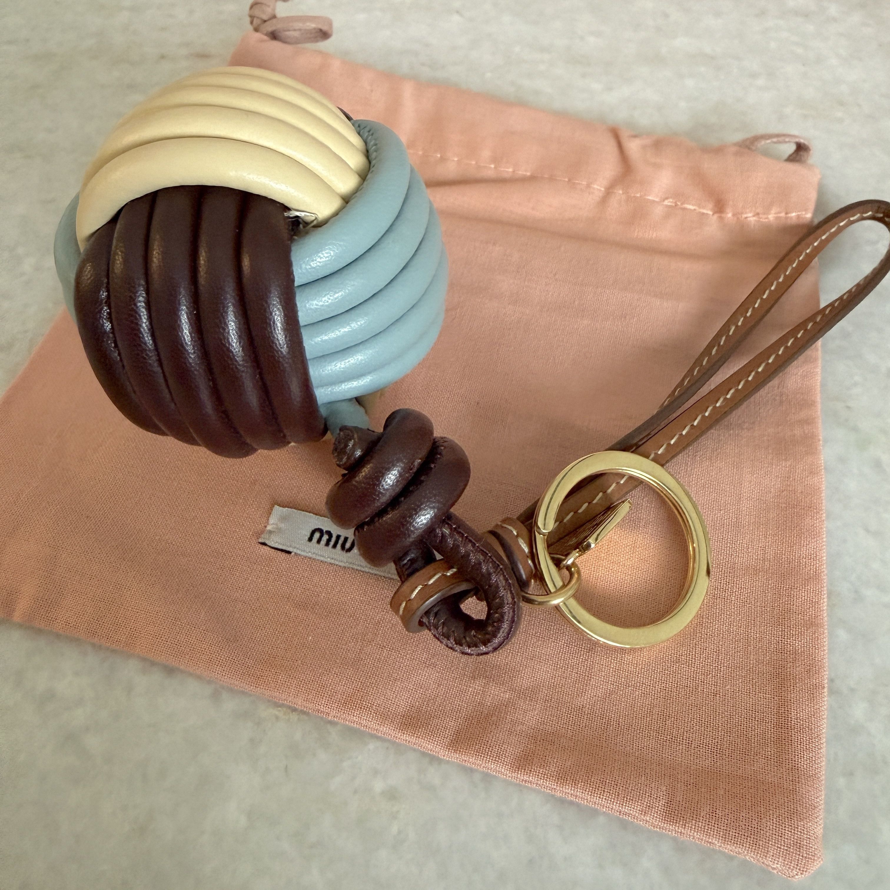 Miu Miu Miu Miu Bag Charm 5TL534 Knot Detail Leather Keychain Trick Size ONE SIZE - 10 Thumbnail