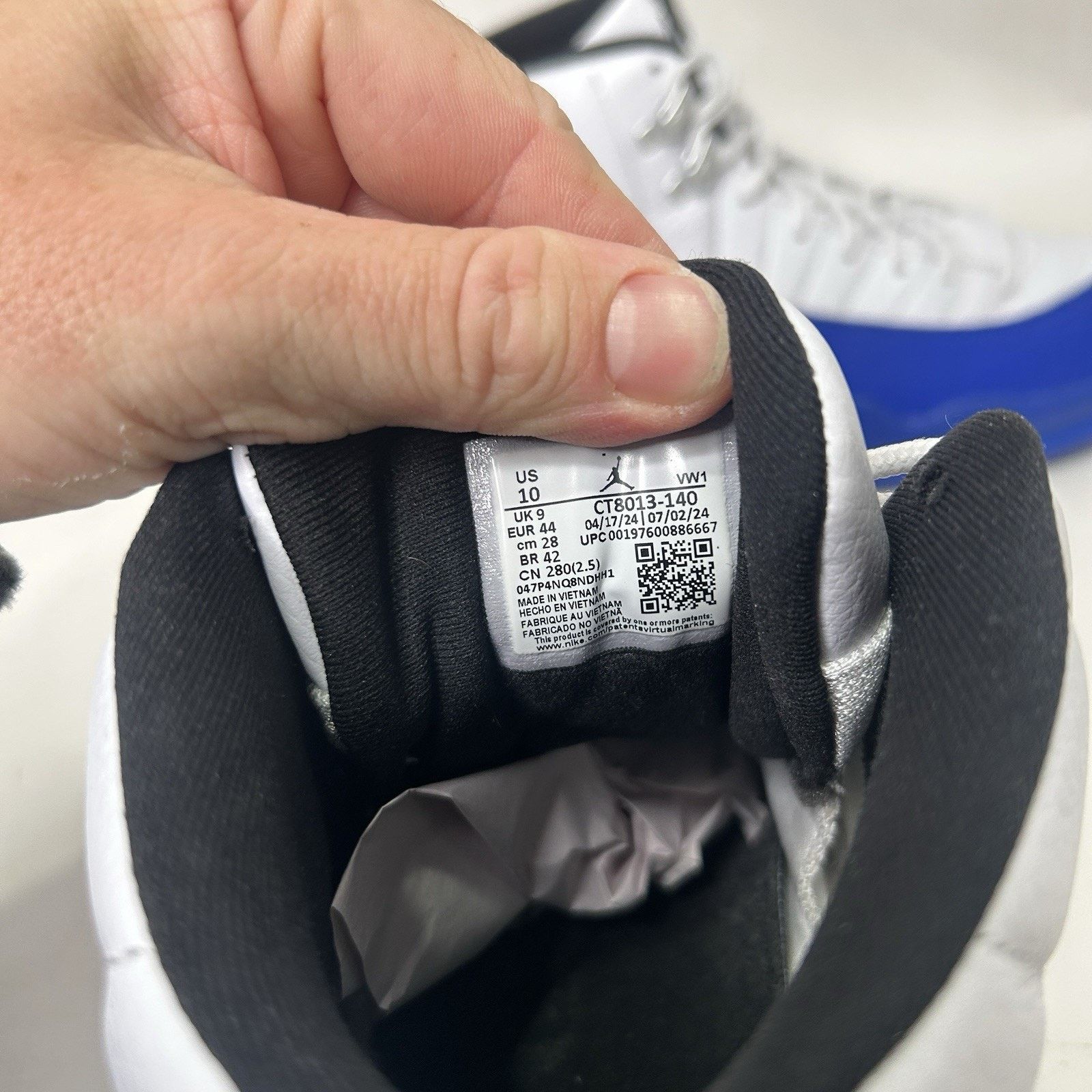 Jordan Brand Nike Air Jordan 12 Retro “Blueberry” Size US 10 / EU 43 - 8 Thumbnail
