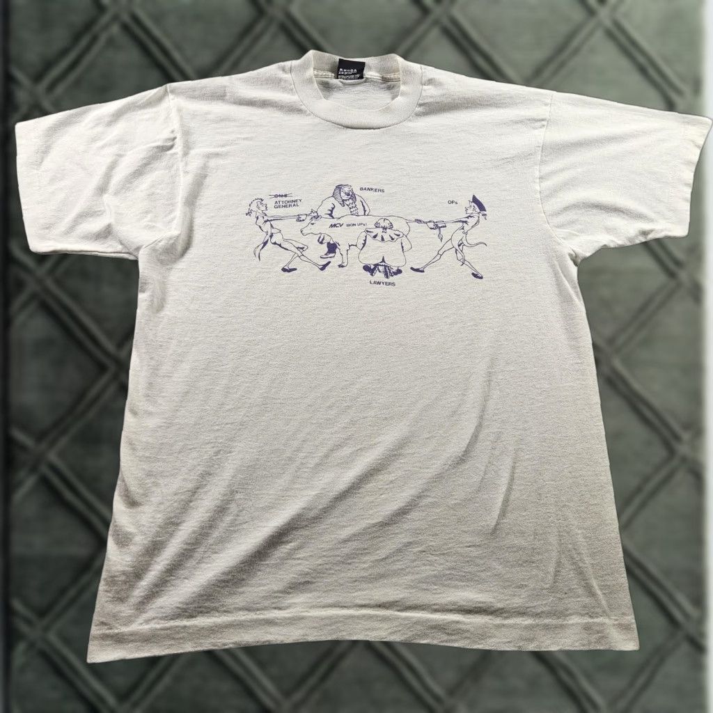 Vintage VINTAGE Screen Stars Best Shirt Mens L White Cartoon Graphic Print Money 90s Mens Size US L / EU 52-54 / 3 - 1 Thumbnail
