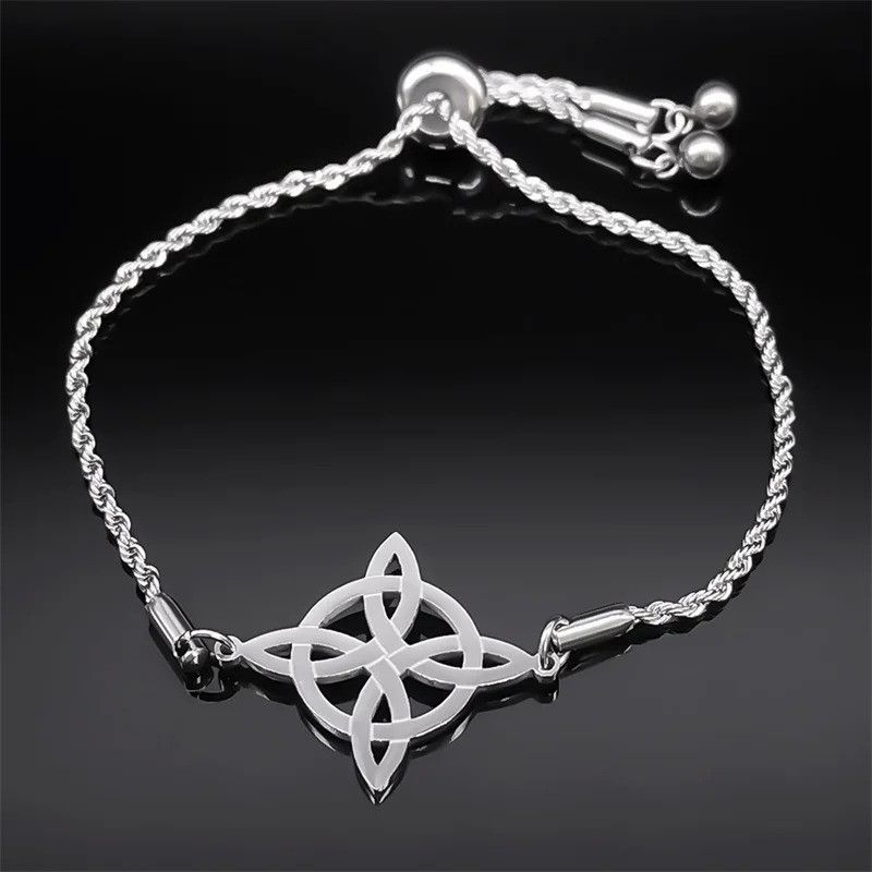 Jewelry Knot Charm Bracelet Size ONE SIZE - 1 Thumbnail