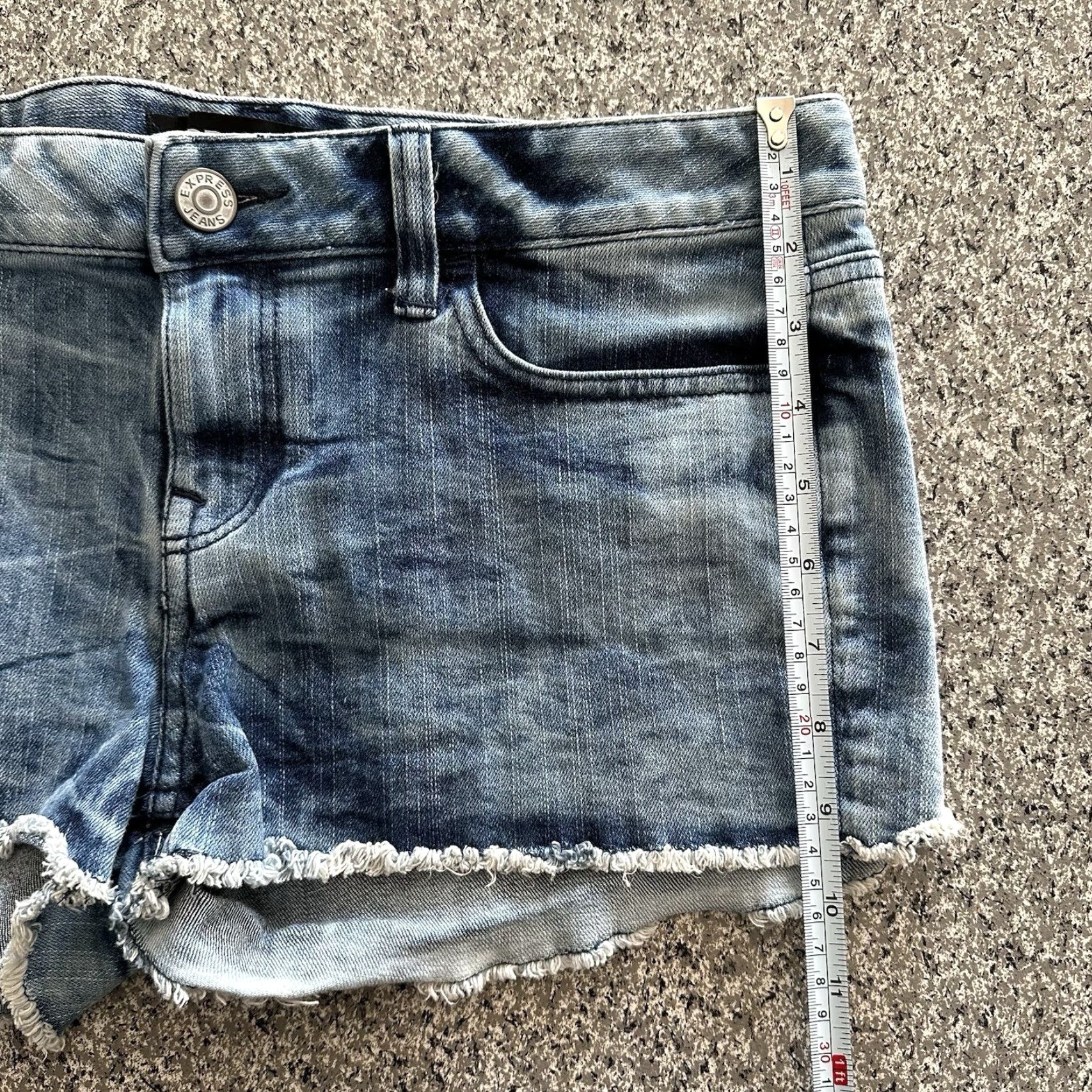 Express Express Jeans Denim Shorts Womens 6 Low Rise Micro Booty Short Cut Off 2” Inseam - 2" Inseam Size 24" / US 00 / IT 34 - 6 Thumbnail