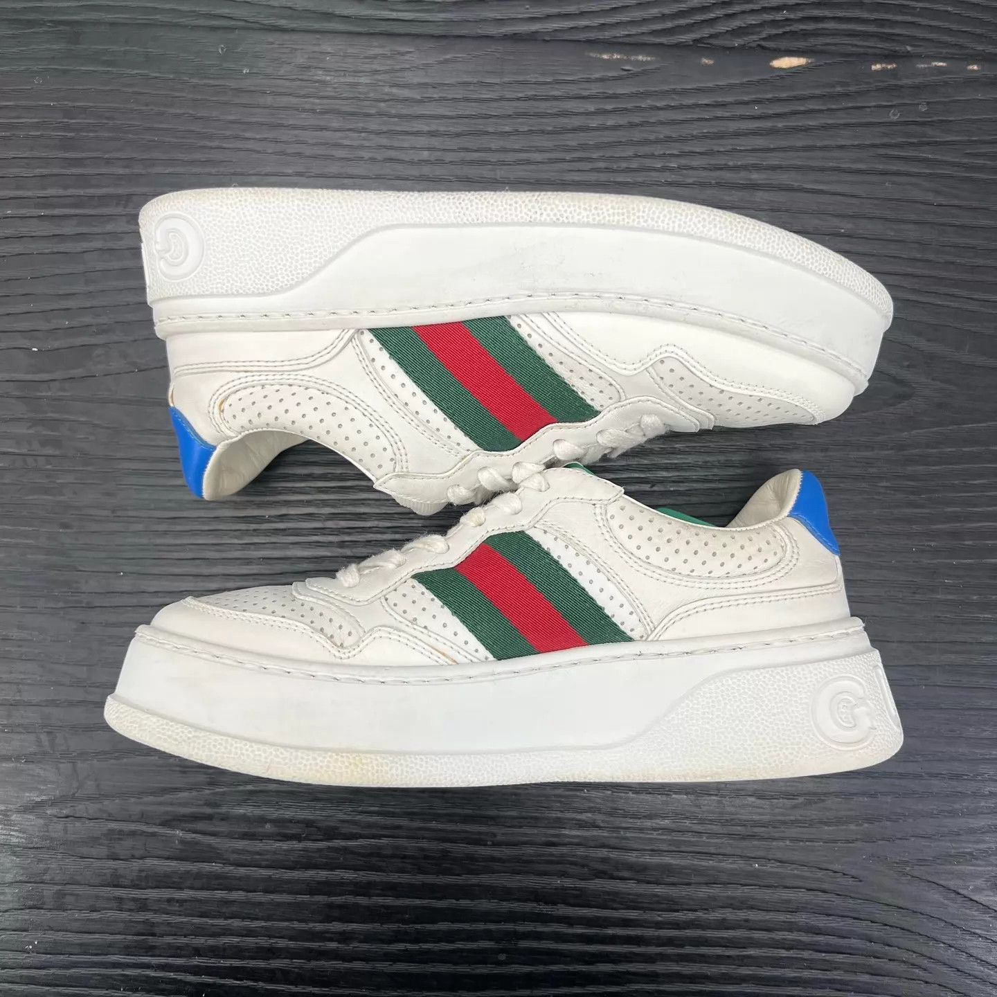 Gucci Gucci Women's White Red Green Cookie Sneaker Size US 4.5 / IT 34.5 - 2 Thumbnail