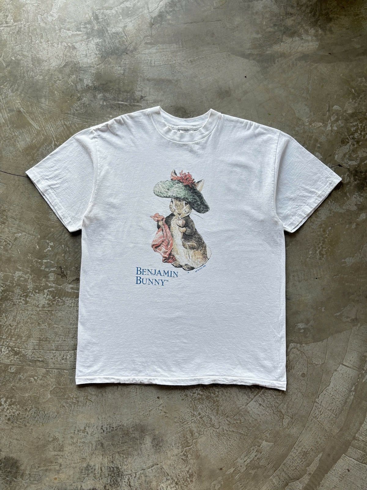 Vintage Rare 1992 The Tale of Benjamin Bunny Size US XL / EU 56 / 4 - 1 Thumbnail