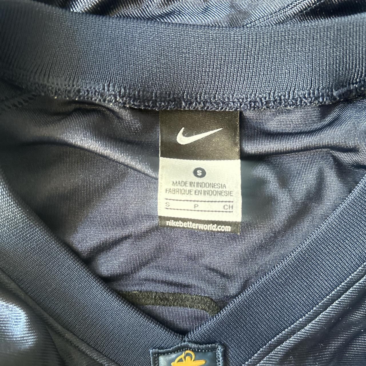 Nike Navy Nike football jersey Size US S / EU 44-46 / 1 - 4 Thumbnail