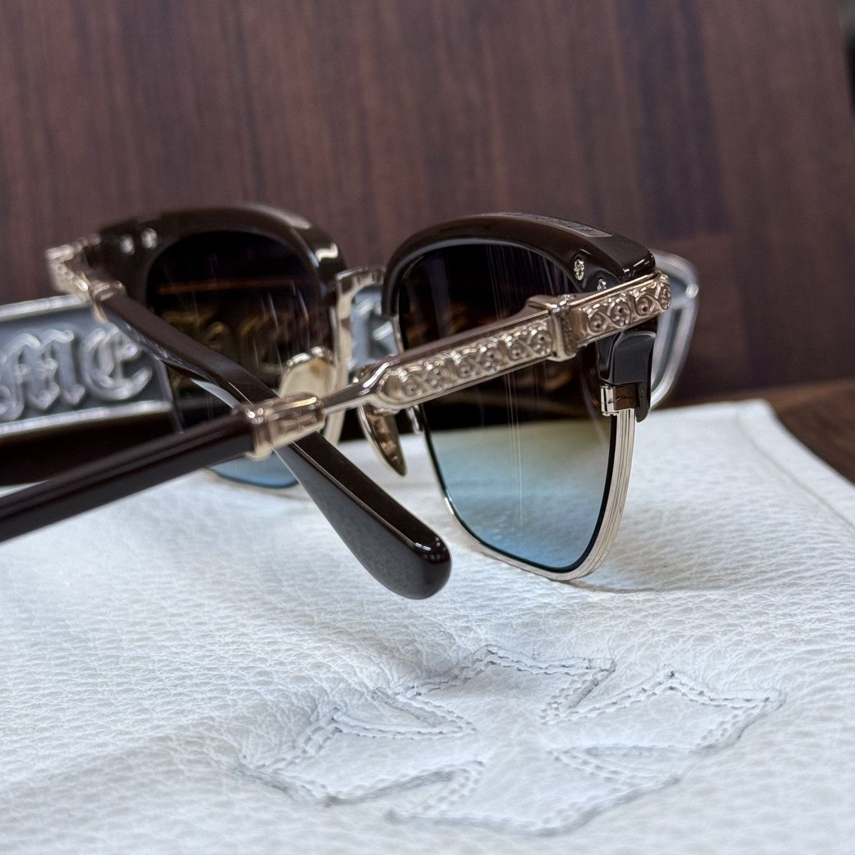 Chrome Hearts Chrome Hearts VERTICAL SMILE II 1/1 Sunglasses Size ONE SIZE - 10 Thumbnail