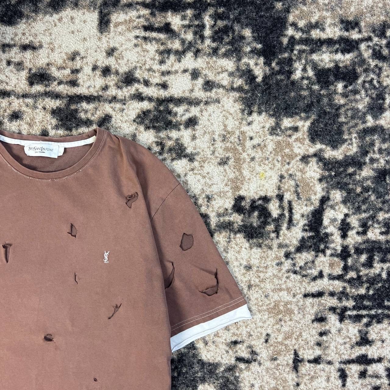 Yves Saint Laurent Yves Saint Laurent Luxury Distressed T-Shirt 1TS12 Size US L / EU 52-54 / 3 - 2 Thumbnail