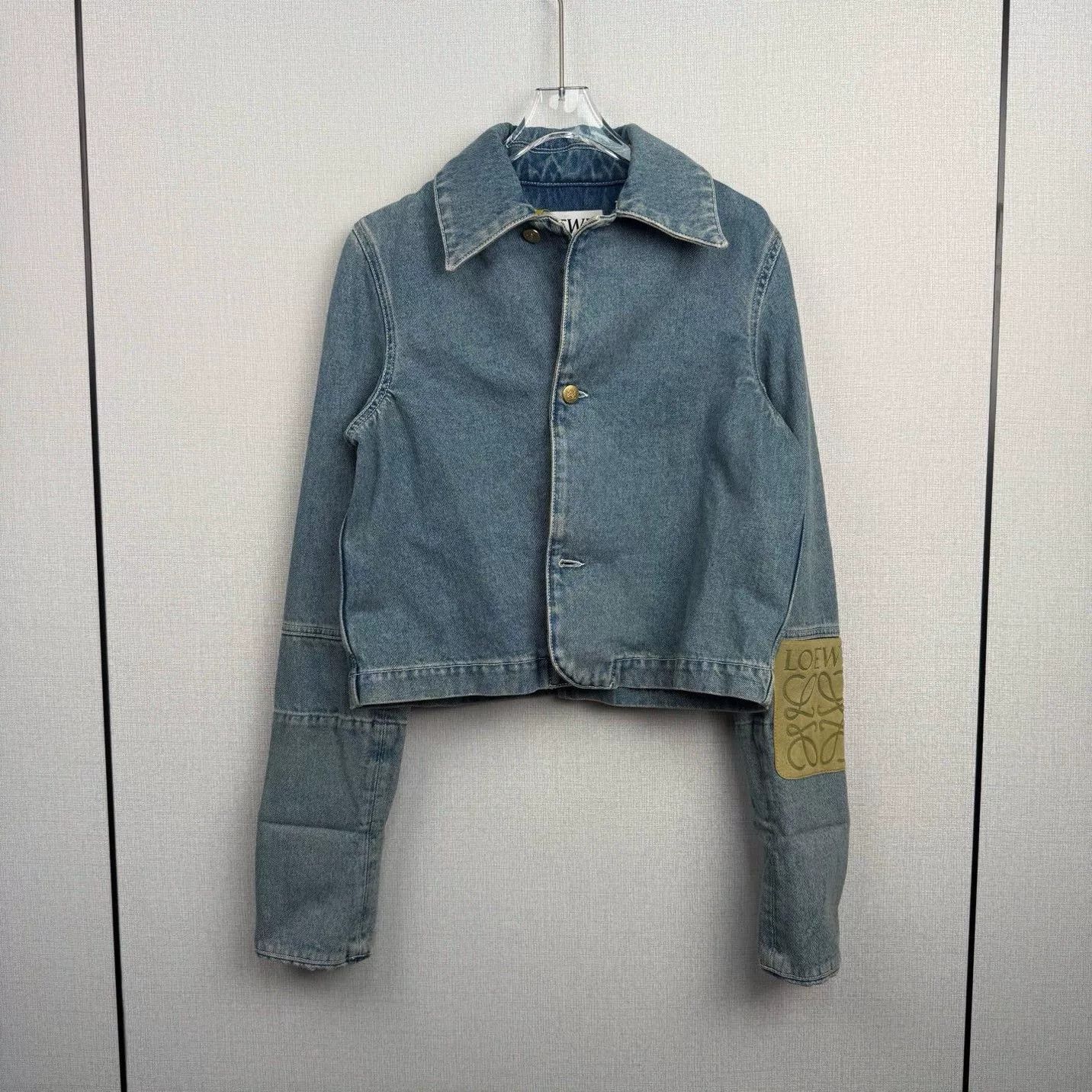 Loewe loewe denim jacket with leather patch Size US S / EU 44-46 / 1 - 1 Thumbnail