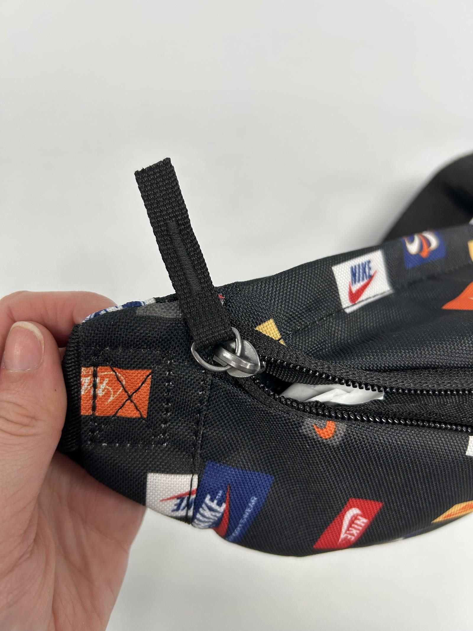 Nike Nike Logo Print Fanny Pack Size ONE SIZE - 7 Thumbnail