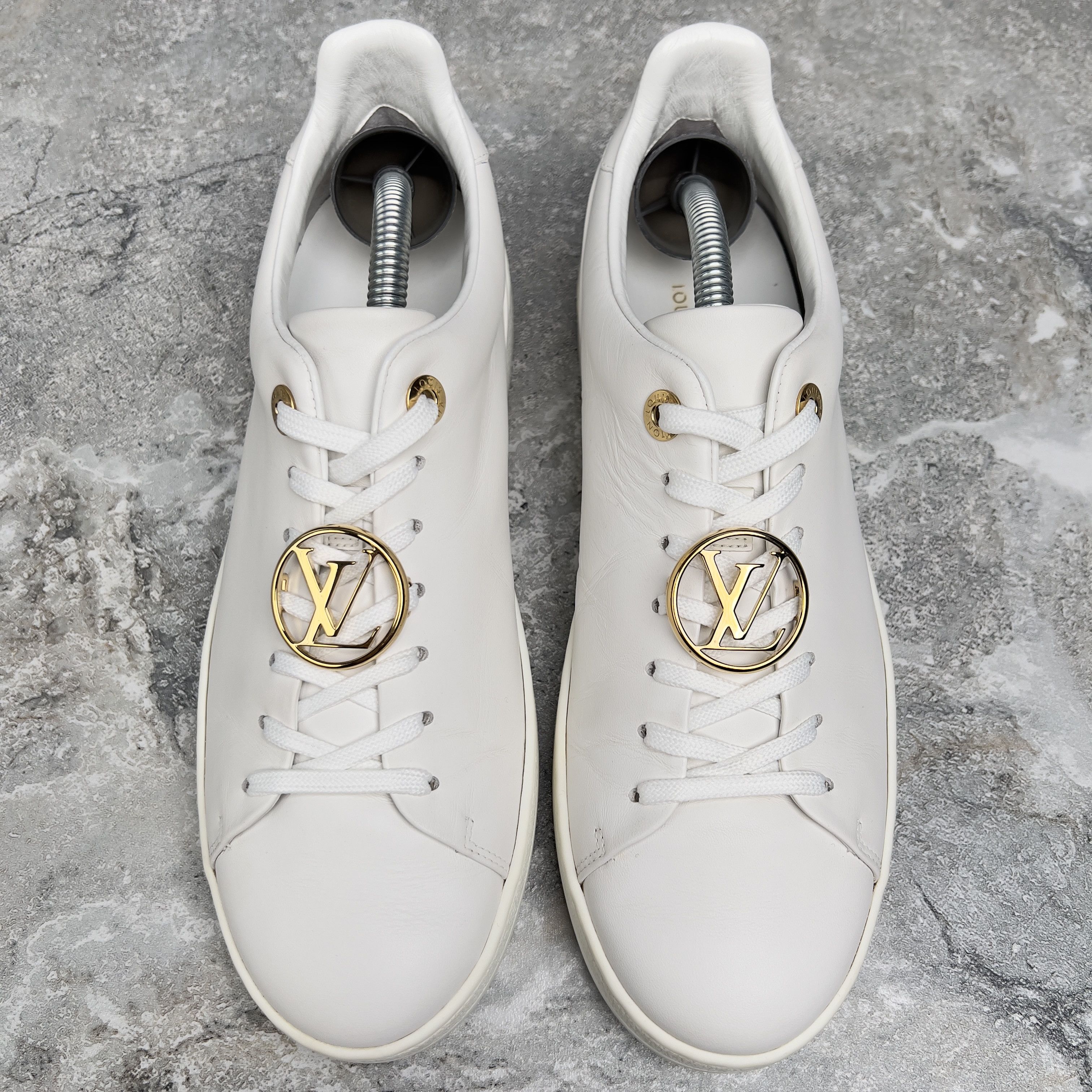 Louis Vuitton Louis Vuitton Frontrow Logo Low Top Sneakers Leather Size US 7.5 / IT 37.5 - 2 Thumbnail