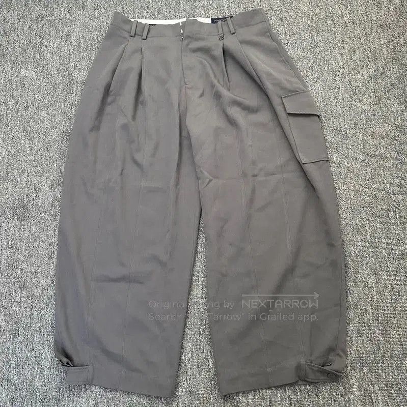 Louis Vuitton Louis Vuitton Gray Wool Casual Pants for Men . Size US 34 / EU 50 - 1 Thumbnail