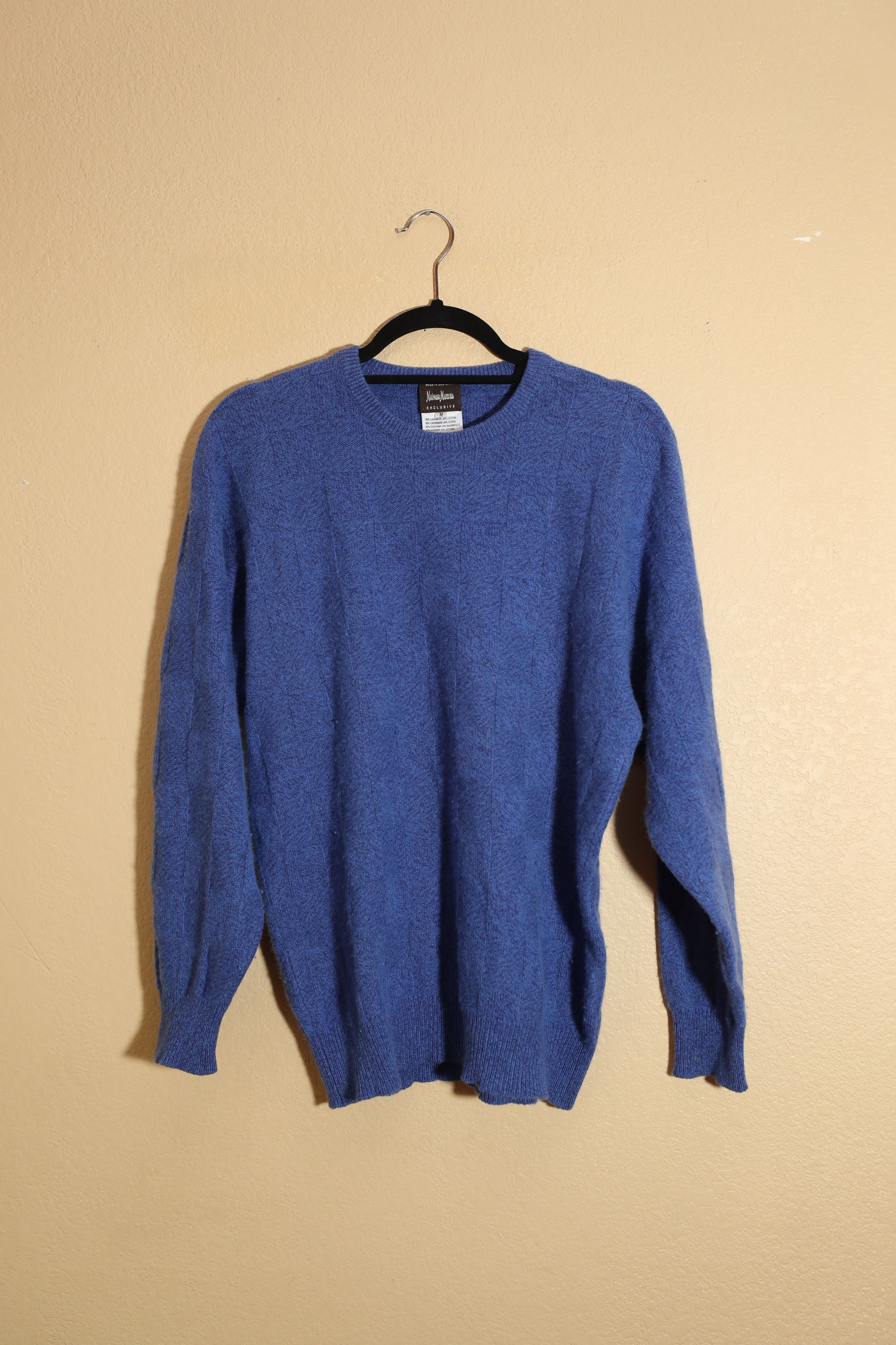 Neiman Marcus Neiman Marcus Blue Square Cashmere Sweater (M) Size US M / EU 48-50 / 2 - 1 Thumbnail