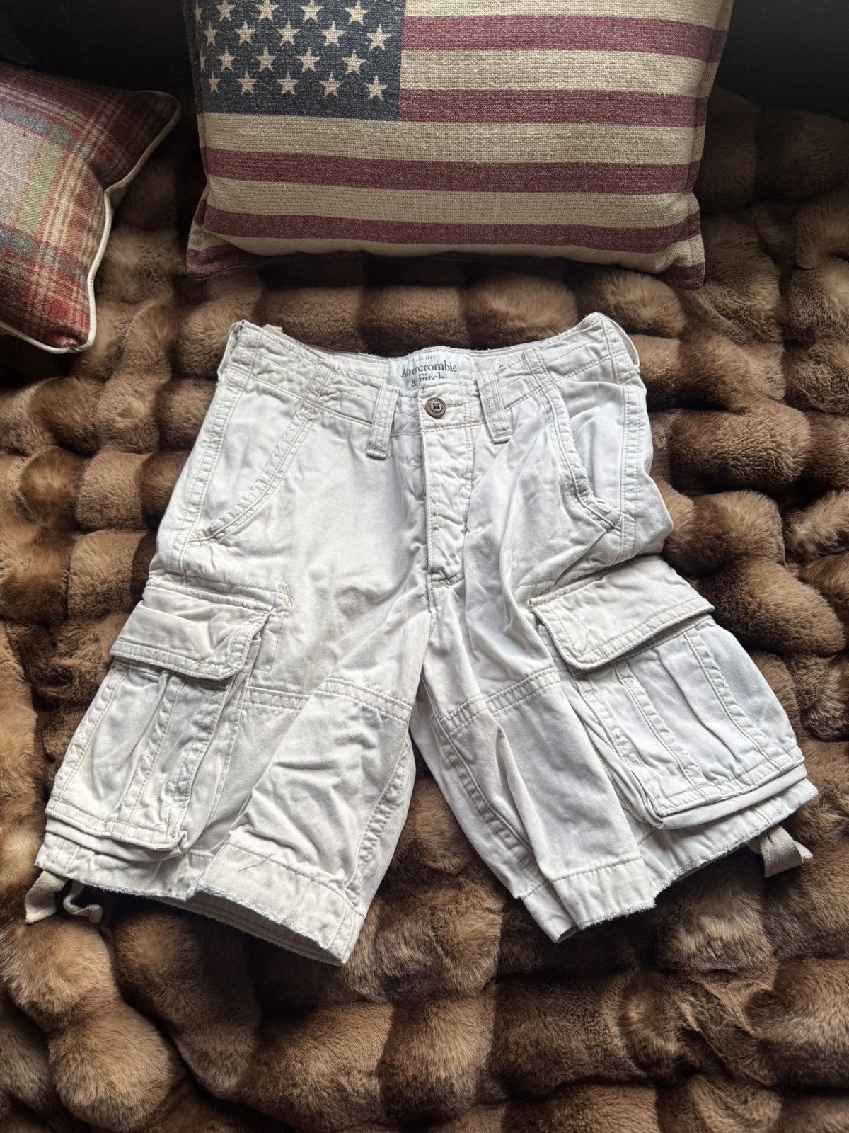 Abercrombie & Fitch Vintage Abercrombie Fitch Cargo Shorts Army Surplus Size US 28 / EU 44 - 1 Thumbnail