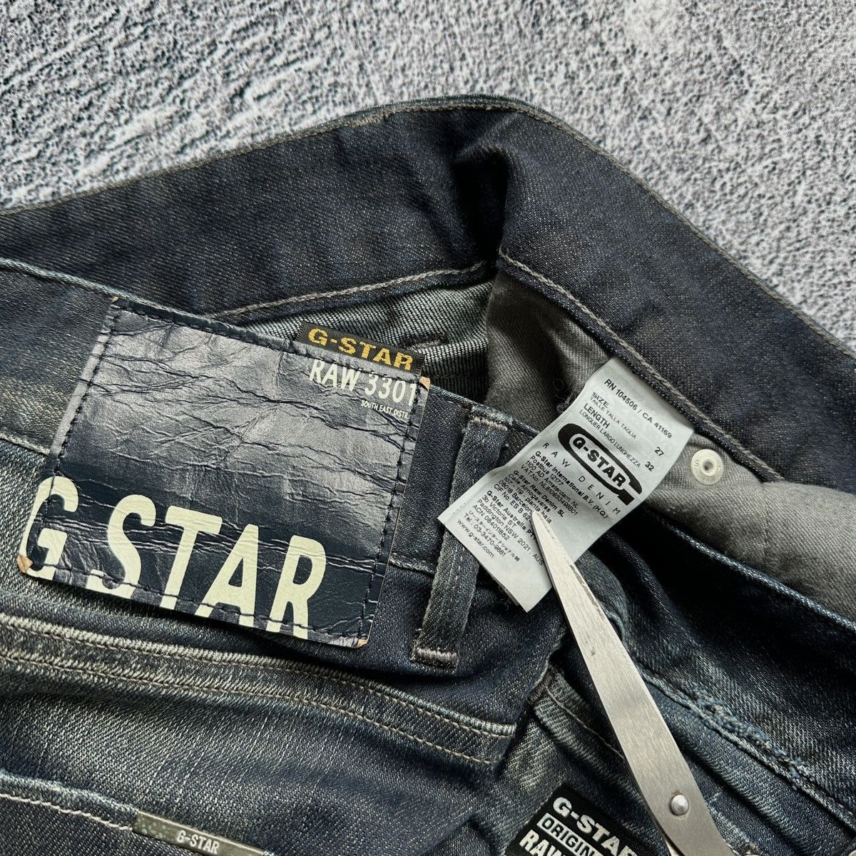 G-Star Men’s Jeans G-Star Raw Comfort Pale Denim Vintage Aged Blue Size US 27 - 10 Thumbnail