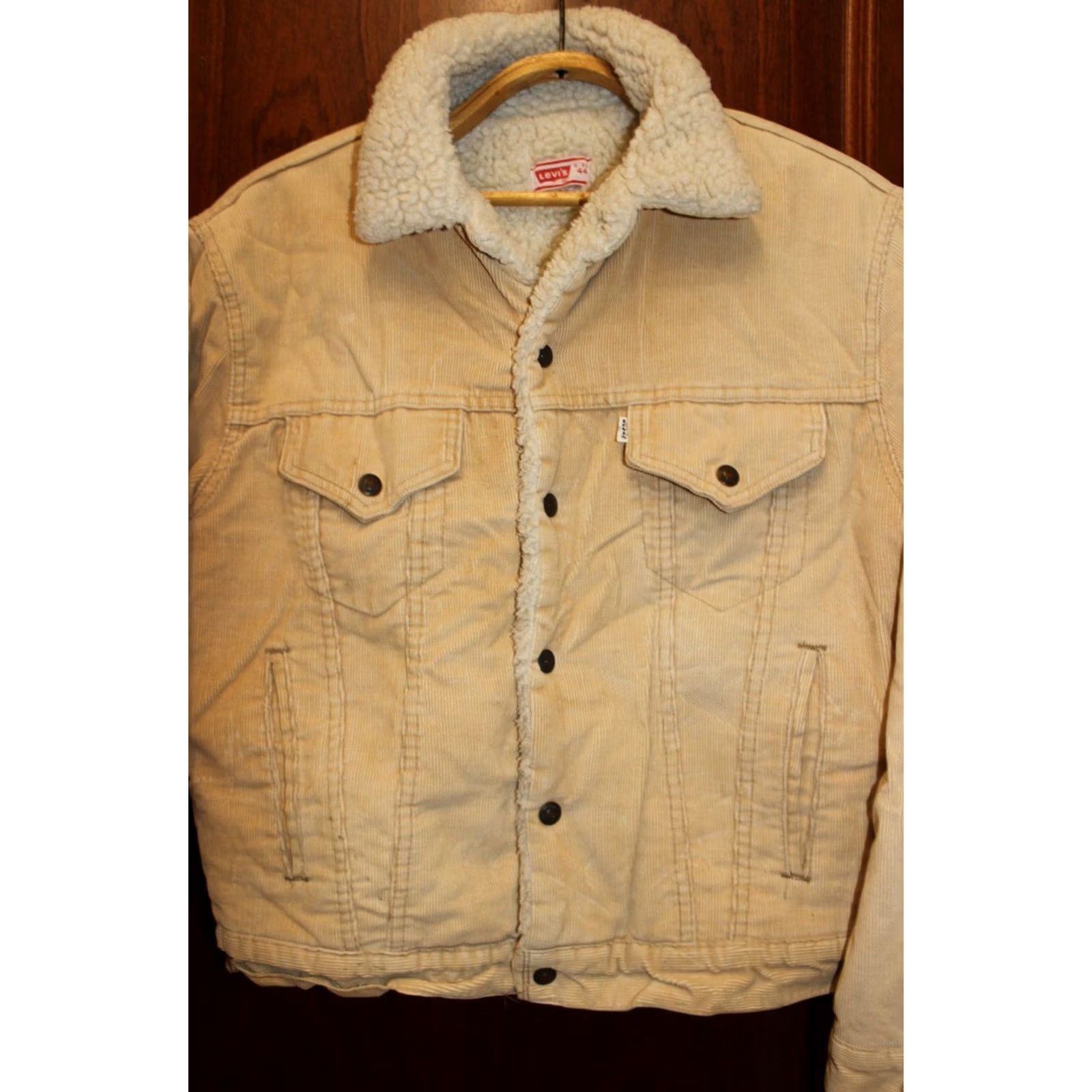 Levi's VINTAGE Levi's Jacket Main Selling Point Brown Corduroy Sherpa Fur 1970s 44 Mens Boys Size US 44 / EU 60 - 2 Thumbnail