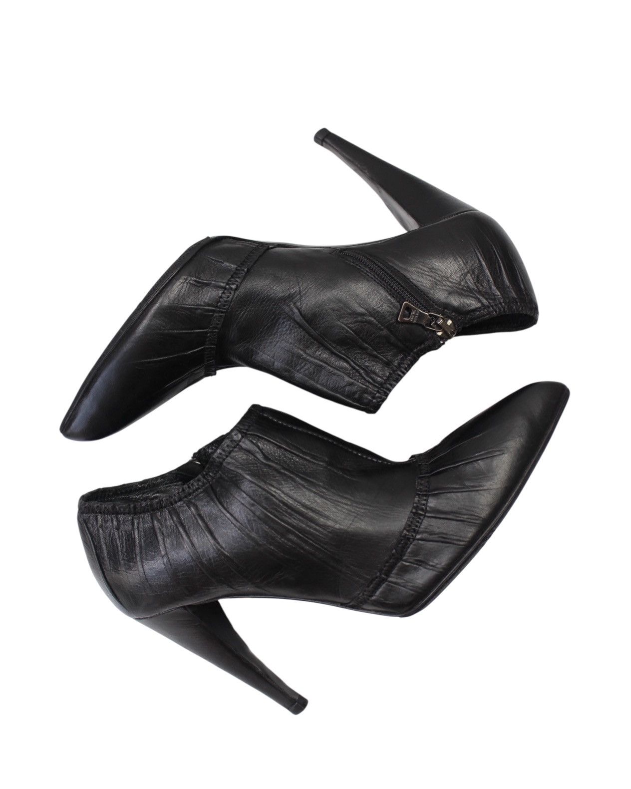 Prada 2000S PRADA BLACK PLEATED LEATHER POINTED ANKLE BOOTS Size US 7 / IT 37 - 5 Thumbnail