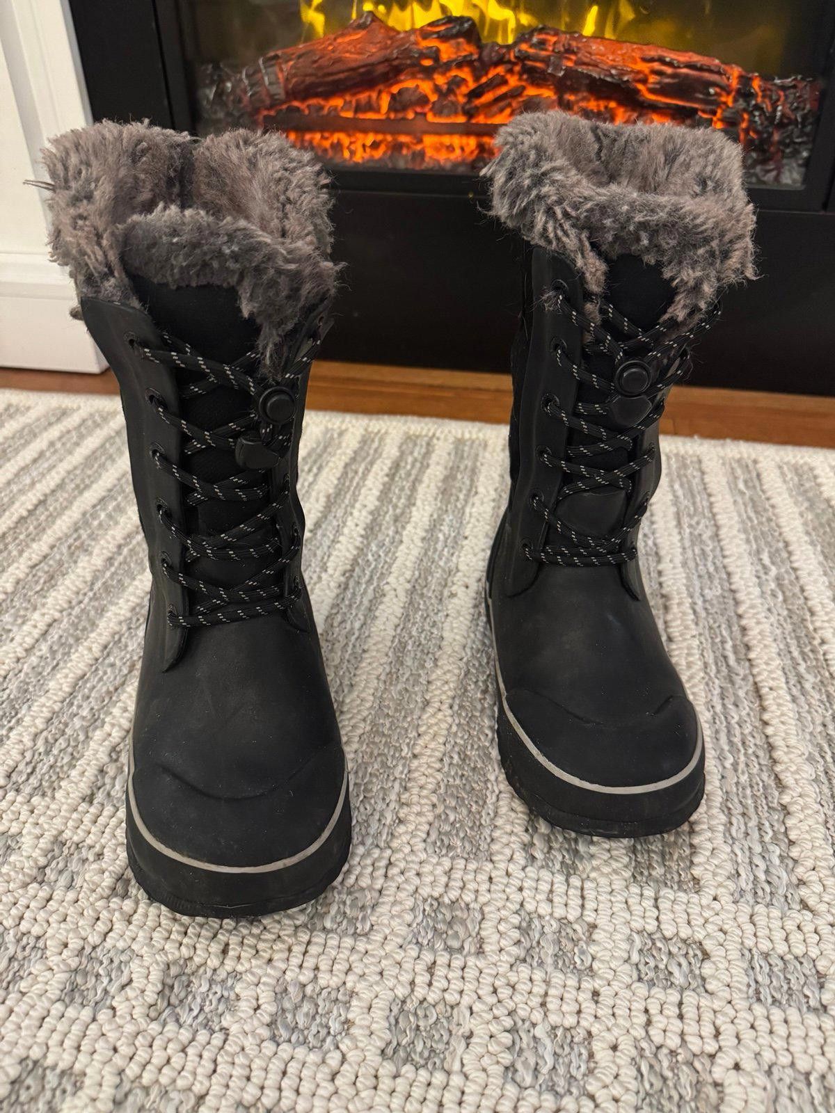Hugo Boss Kids’ Winter Snow Boots Bogs Arcata Tonal Camo, 12 unisex Size US 12 / IT 42 - 9 Thumbnail