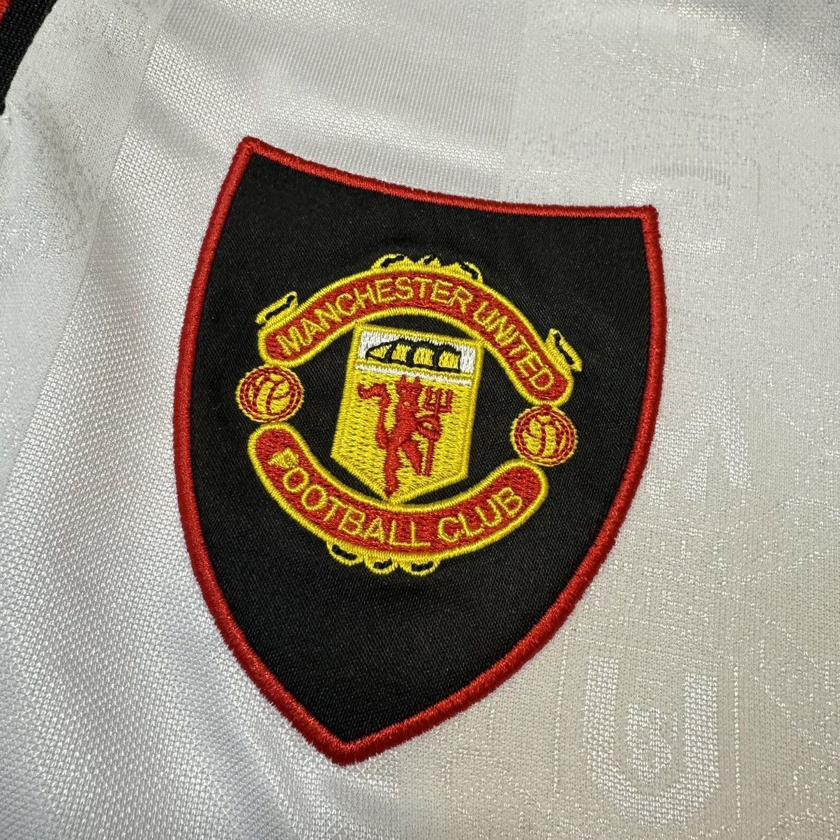 Other (Youth size)Manchester United 97/99 retro shirt #7 Beckham Size S / US 4 / IT 40 - 5 Thumbnail