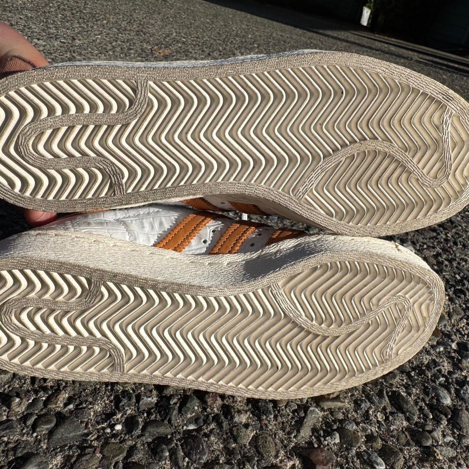 Adidas Adidas Superstar White & Orange – Men’s Size 4 Size US 4 / IT 34 - 3 Thumbnail