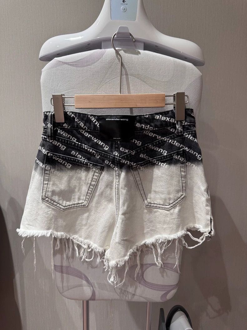 Alexander Wang Alexander Wang Denim Shorts- Size 25" / US 0 / IT 36 - 2 Thumbnail