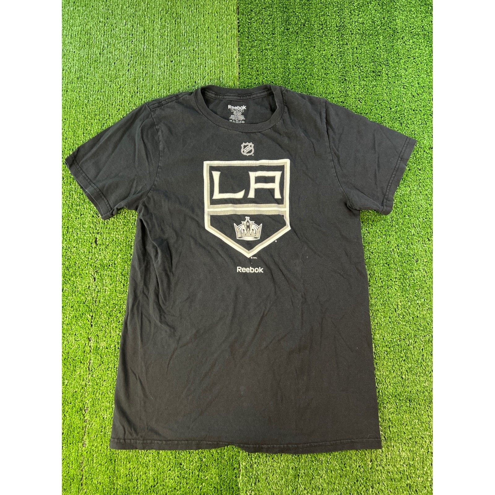 Reebok Reebok Los Angeles Kings LA NHL Black T Shirt Mens Size S Size US 32 / EU 48 - 1 Thumbnail