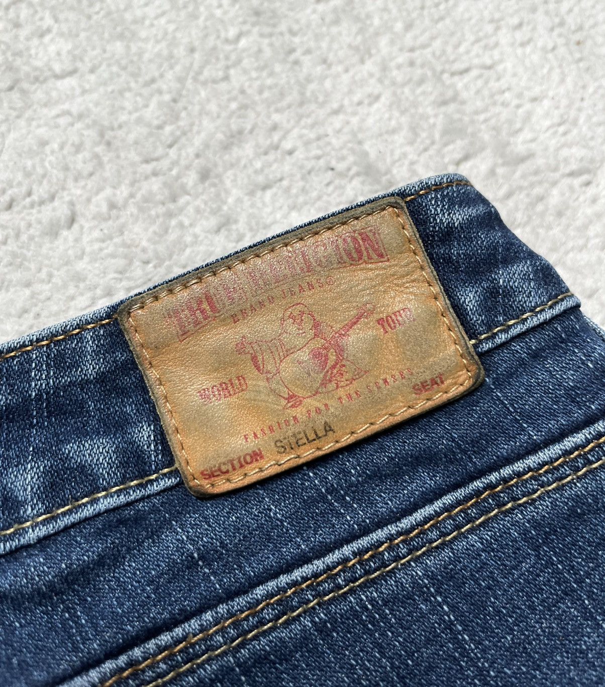 True Religion Vintage Blue Mini Denim Skirt Basic True Religion Low Rise Size 31" - 3 Thumbnail