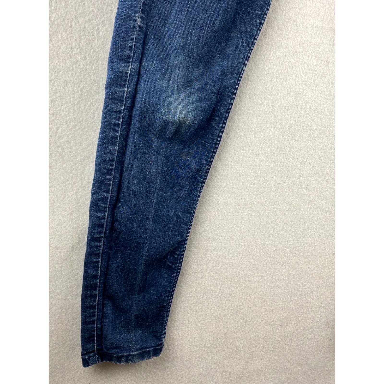 Zara Zara Jeans Womens 6 Blue Skinny stretch Denim Dark Wash Distressed Pant Jeans Silhouette 28x29 Mens? Size 28" / US 6 / IT 42 - 4 Thumbnail