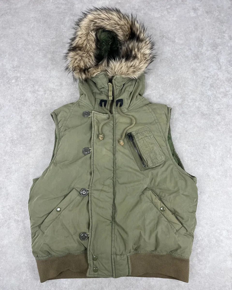 Polo Ralph Lauren 2010s Ralph Lauren Khaki Removable Fur-Lined Vest Size US M / EU 48-50 / 2 - 1 Thumbnail