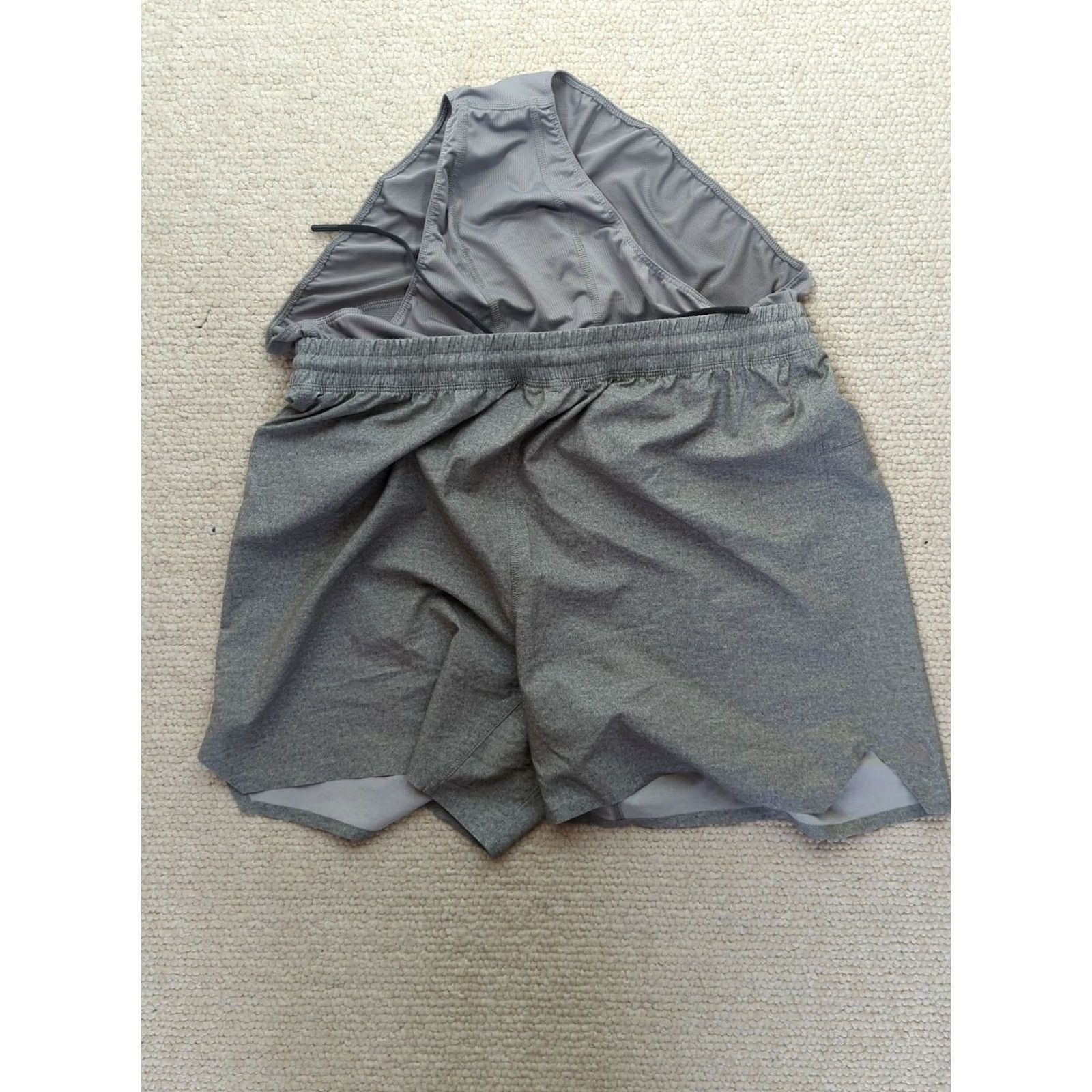 Vintage All In Motion Shorts Womens M Sage Green Built In Panty Elastic Waist Running & Jogging 30 in Waist 15" 5" Inseam NWOT Size 30" / US 8 / IT 44 - 5 Thumbnail
