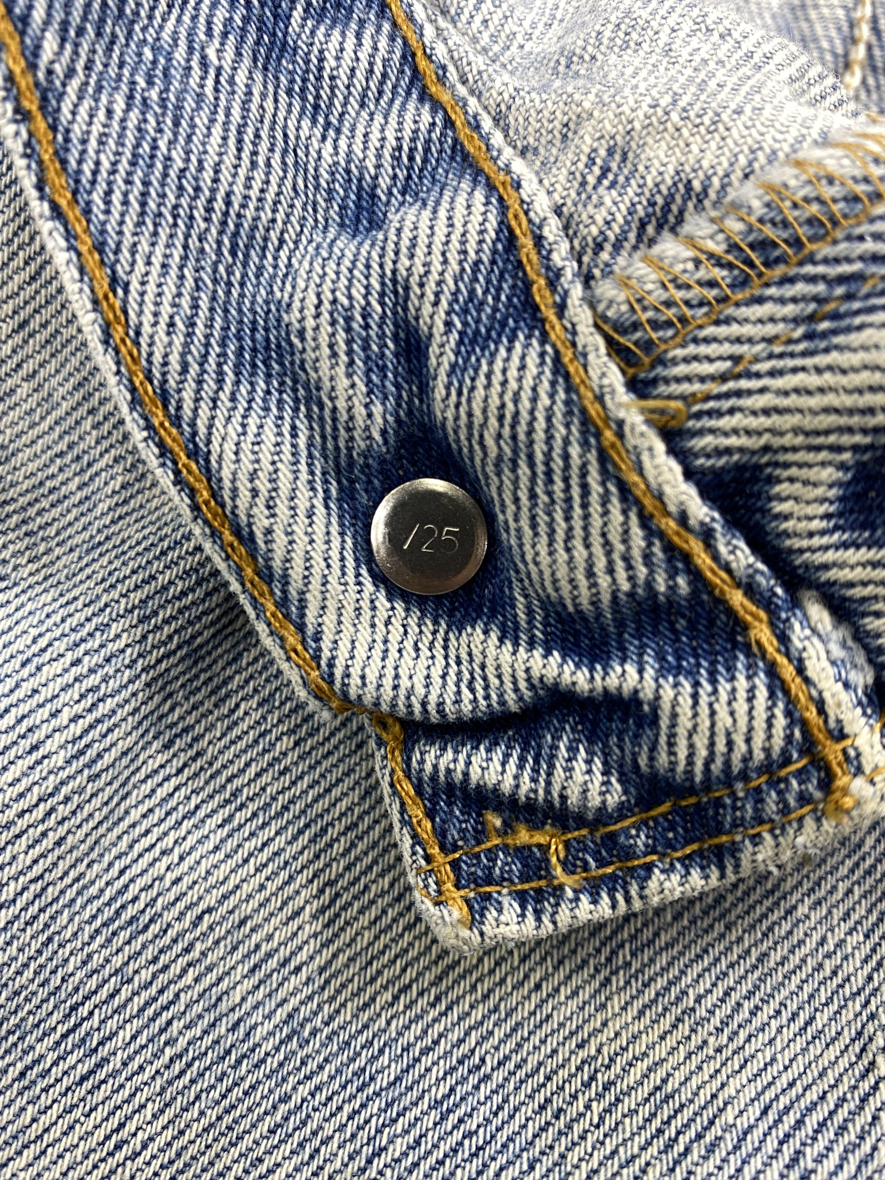 Levi's Light Blue Wash Vintage Levi's 550 34x31.5 Denim -SJ023 Size US 34 / EU 50 - 7 Thumbnail