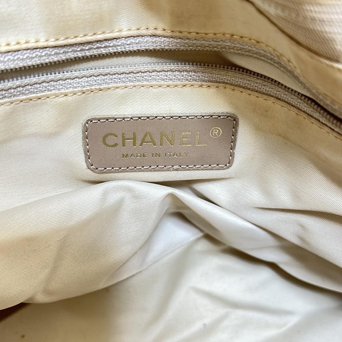 Chanel CHANEL New Travel Line Tote MM Tote Bag Size ONE SIZE - 9 Thumbnail