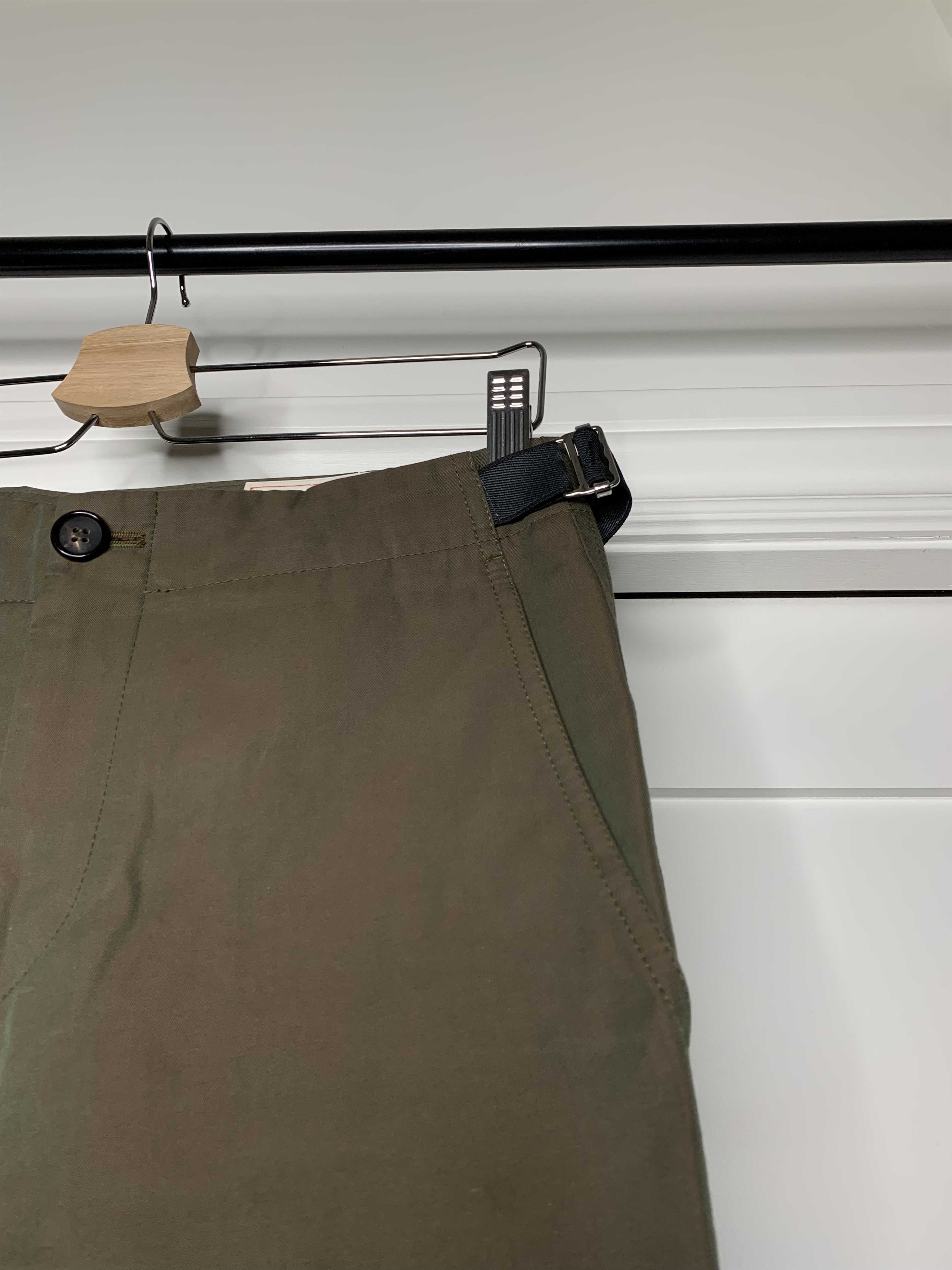 Alexander McQueen Alexander McQueen Green Pants Size US 28 / EU 44 - 2 Thumbnail