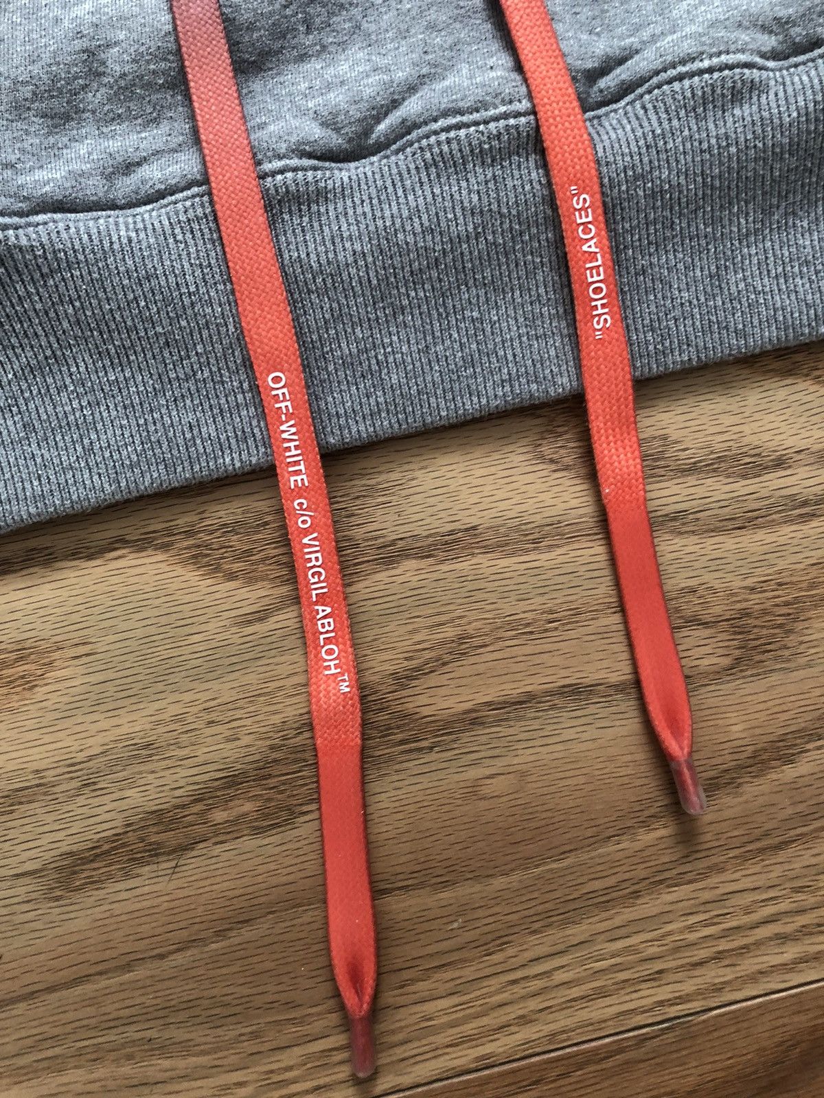 Off-White Off-white acrylic arrows hoodie aw19 medium Size US M / EU 48-50 / 2 - 2 Thumbnail