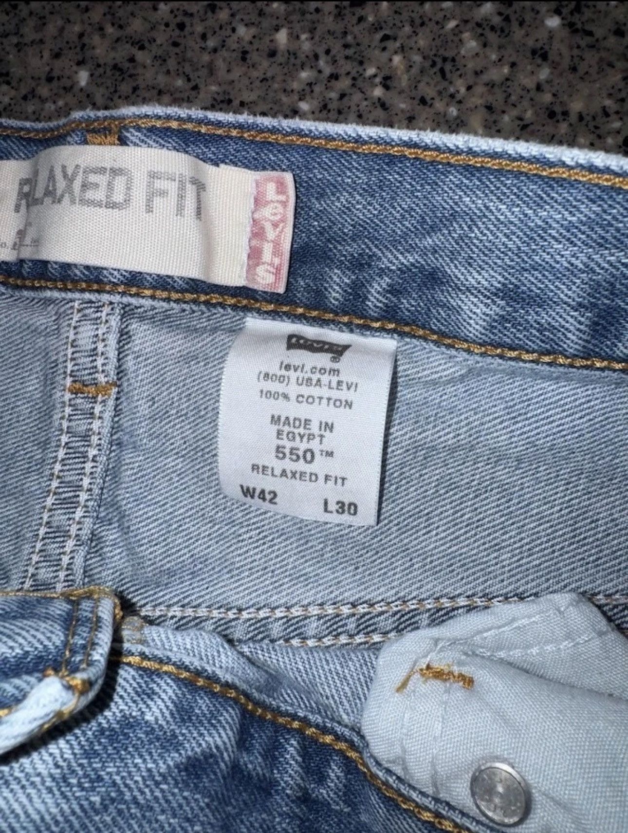 Levi's Vintage Levi’s 550 Relaxed Fit Jeans W42 L30 Light Blue Wash Size US 42 / EU 58 - 3 Thumbnail